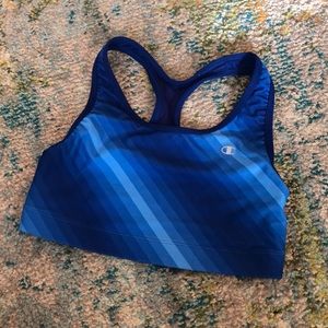 🔴 5/25 Champion Sports Bra Medium
